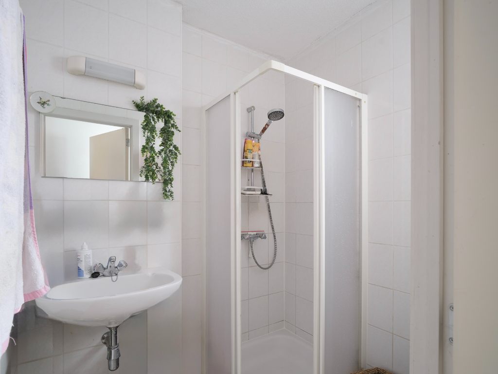 City Centre Ghent – Move-in Ready 1-Bedroom Apartment in Prime Location - photo 4