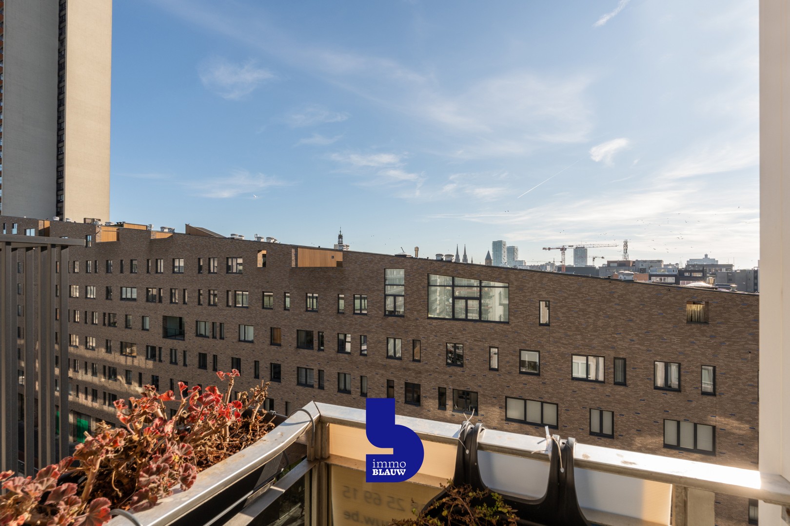 Appartement met 2 terrassen om de hoek van de zee - foto 3