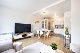 ANDERLECHT, quartier Sylvain Dupuis, à proximité des transports en commun, beau duplex de ± 96m² habitables situé au 4e et 5e étage d'un...