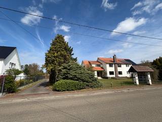 Genk, Craenevenne 16: Ruime, te renoveren woning met 5 slaapkamers op een perceel van 15 are in BoxbergheideBent u op zoek naar een karaktervolle...