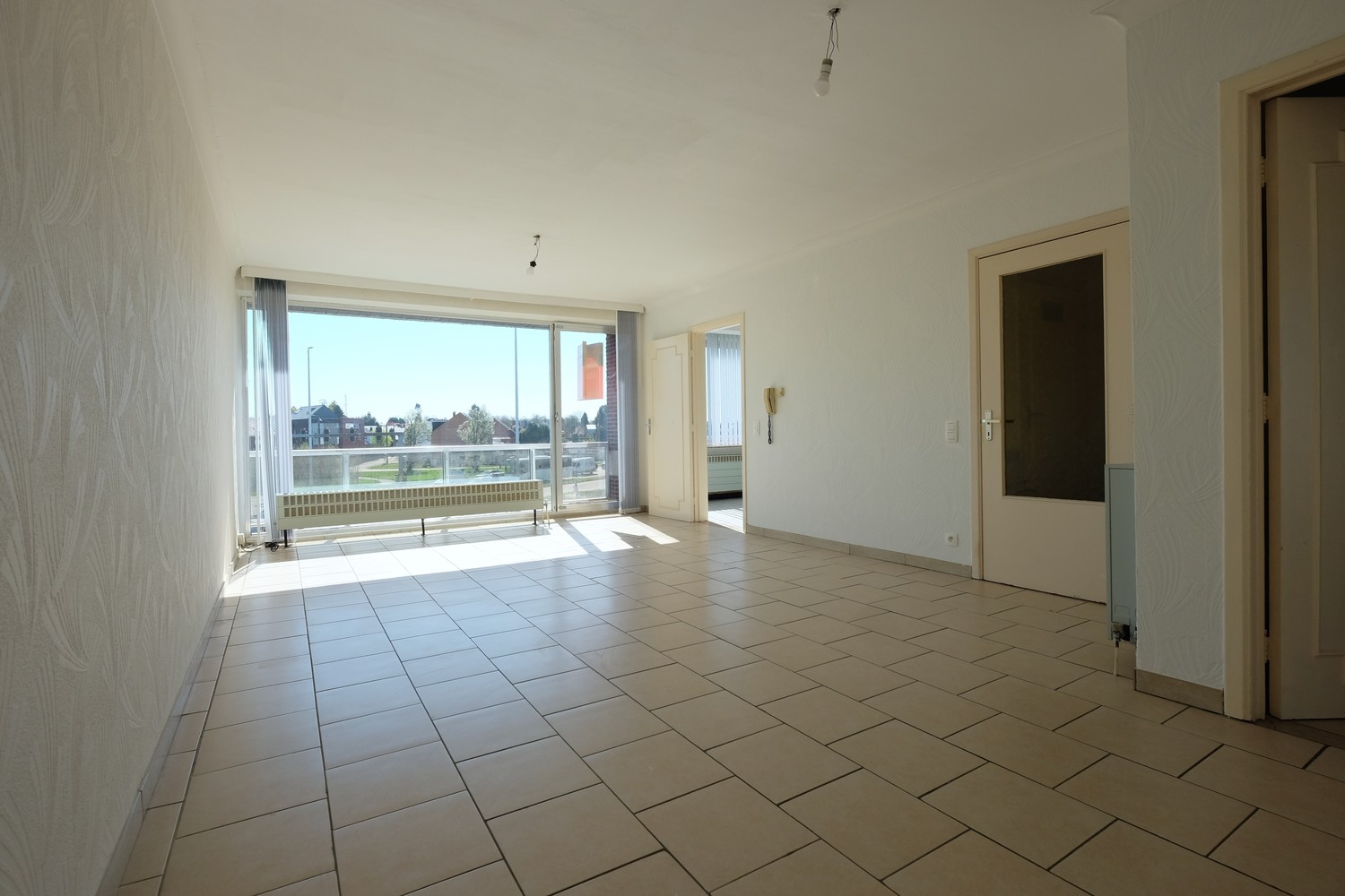 Ruim 2-slaapkamerappartement TE HUUR in Sint-Truiden - foto 5