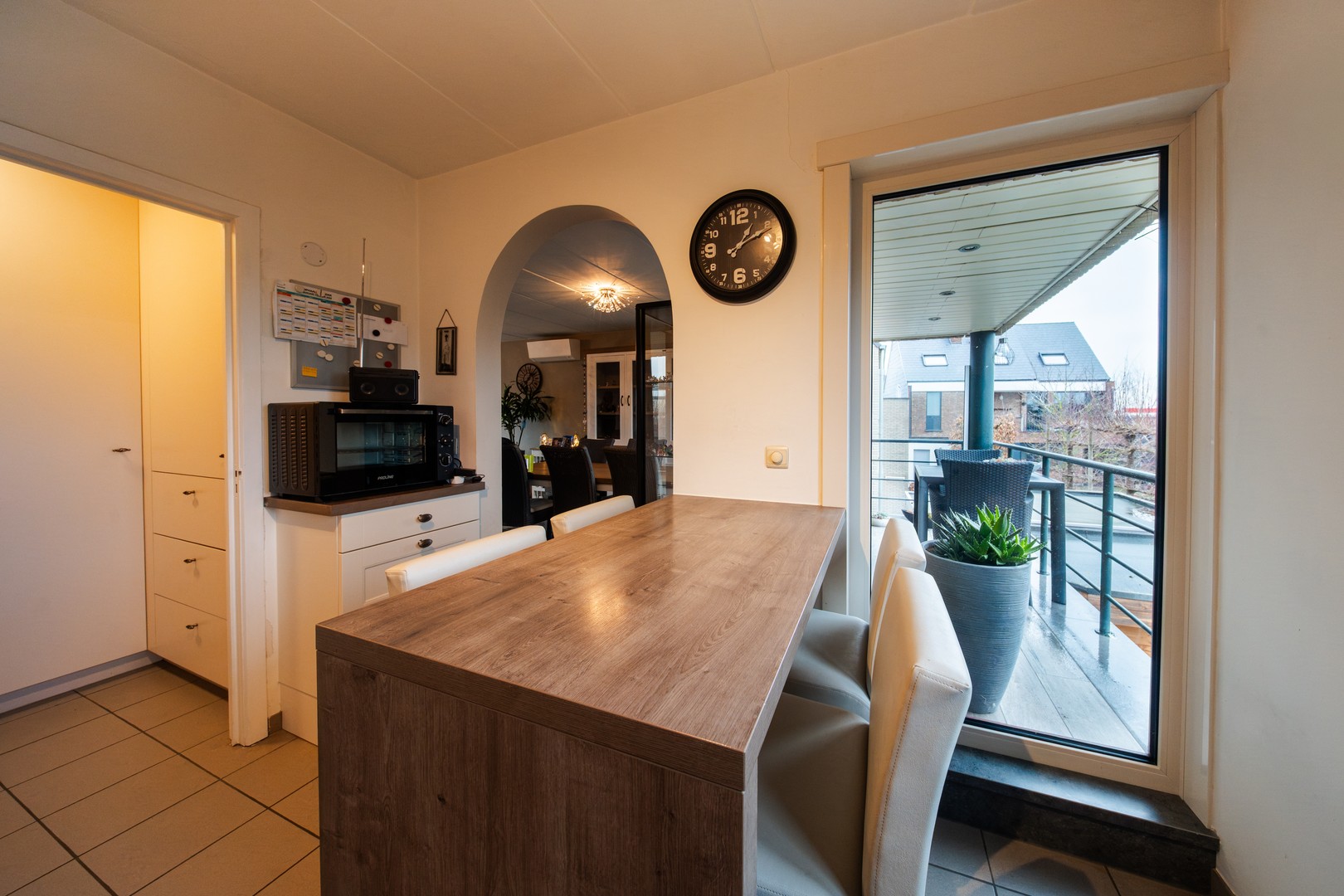 Instapklaar appartement met 3 slaapkamers, terras &amp; zonnepanelen. - foto 3