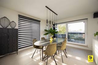 <p><span>Luxurious 3-bedroom apartment with southwest-oriented covered terrace in recent building (2018) with elevator</span></p><p><span> </span></p><p><span>This modern apartment combines comfort, style and energy efficiency, located within walking distance from the center of Aartselaar, with an excellent connection to the A12 motorway. Thanks to high-quality acoustic and thermal insulation, the apartment achieves an </span><span>EPC A label</span><span>.</span></p><p><span> </span></p><p><span>Layout of this bright apartment: :</span></p><p><span> </span></p><p><span>Entrance hall &amp; guest toilet<br />On</span><span> entering you will find a spacious entrance hall with security door and videophone. Here is also a guest toilet. Through the right side of the hall you enter the bright living space.</span></p><p><span> </span></p><p><span>Living space &amp; open kitchen<br />The</span><span> generous living space is bathed in natural light and flows seamlessly into a fully installed open kitchen. The luxurious kitchen is equipped with modern high-quality appliances and a stylish island. A large sliding window provides access to the </span><span>southwest-oriented covered terrace</span><span>, equipped with sun screens and fly screens. Next to the kitchen you will find a practical storage room with connections for washer and dryer.</span></p><p><span> </span></p><p><span>Bedrooms &amp; bathroom<br />The</span><span> night hall leads to three comfortable bedrooms equipped with shutters . The bathroom has a walk-in shower and double sink unit.</span></p><p><span> </span></p><p><span>Storage &amp; car parking space</span></p><p><span><br />The apartment features a double storage room and 2</span><span> car parking space</span><span>. The asking price of 1 car parking space with storage is € 20,000</span></p><p><span> </span></p><p><span>Additional assets</span></p><ul><li><span>Recent apartment (2018) </span></li><li><span>Lots of natural light </span></li><li><span>Southwest oriented covered terrace </span></li><li><span>Luxuriously finished and energy efficient (EPC A) </span></li><li><span>Air conditioning in the living room </span></li><li><span>Shutters present in the living room </span></li><li><span>Fly screens installed </span></li><li><span>Elevator present </span></li><li><span>Walk-through apartment </span></li><li><span>2 car parking spaces with 1 storage each ( 20,000 each)</span></li></ul><p><span>Do not miss this unique opportunity and combine luxury, comfort and energy efficiency in one beautiful apartment!</span></p><p><span> </span></p><p><span> </span></p>