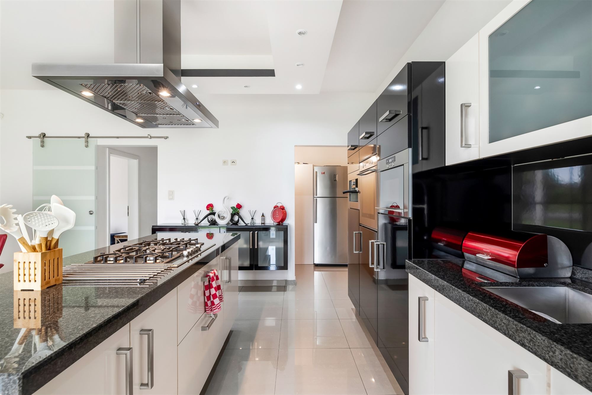 PERFECT ONDERHOUDEN EN ENERGIEZUINIGE WONING MET 4 SLAAPKAMERS UITERST RUSTIG GELEGEN TE BEVERLO - foto 5