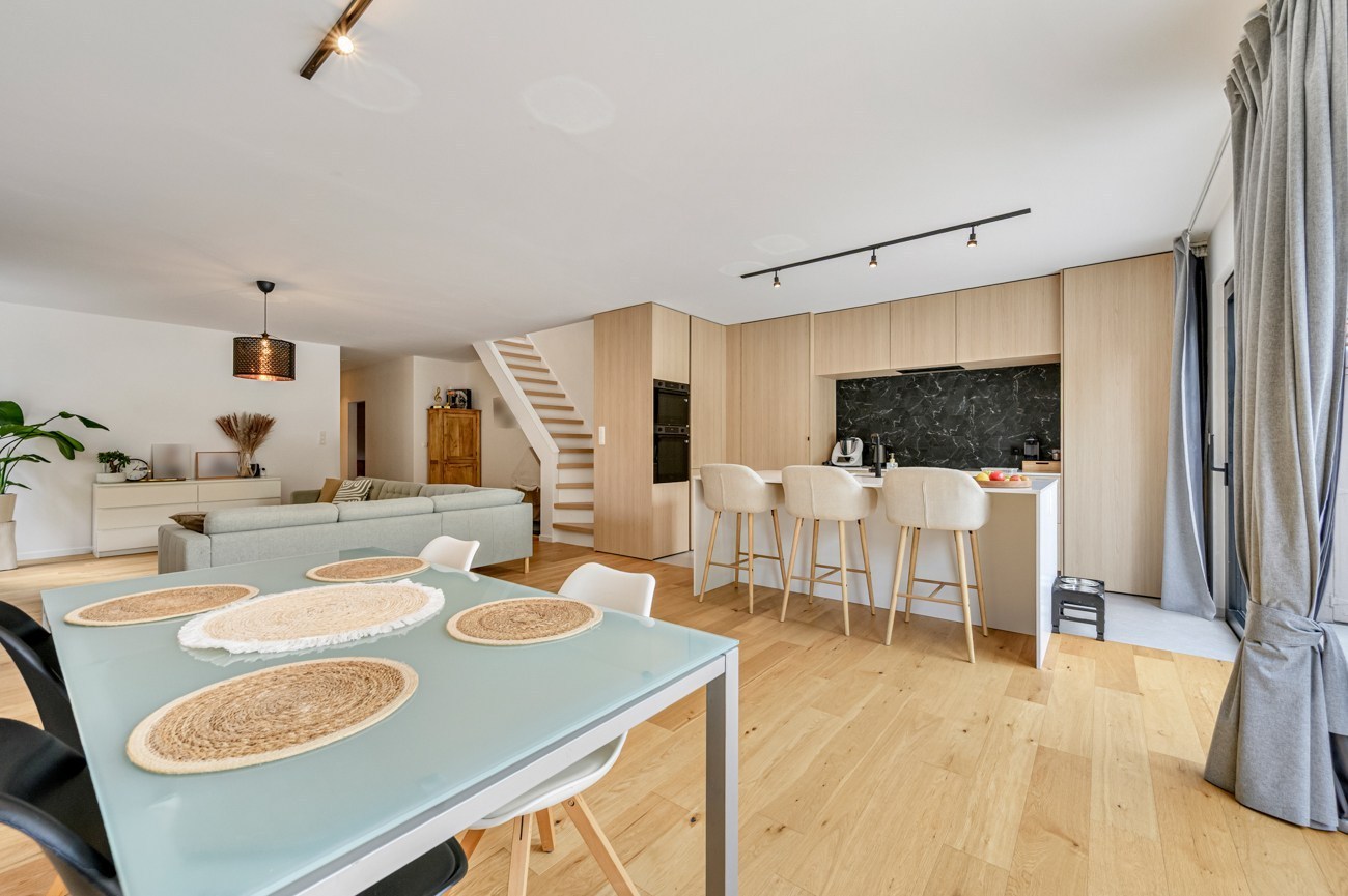 Gezellige, instapklare HOB met 4/5 slaapkamers, dressing en een grote tuin - foto 1