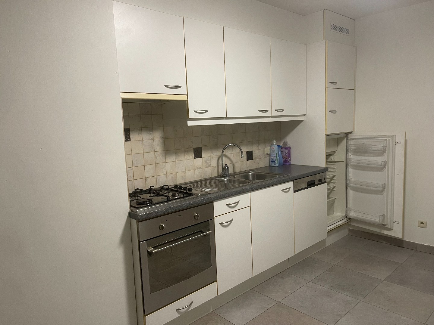 Dakappartement met één slaapkamer in centrum Sleidinge - foto 4
