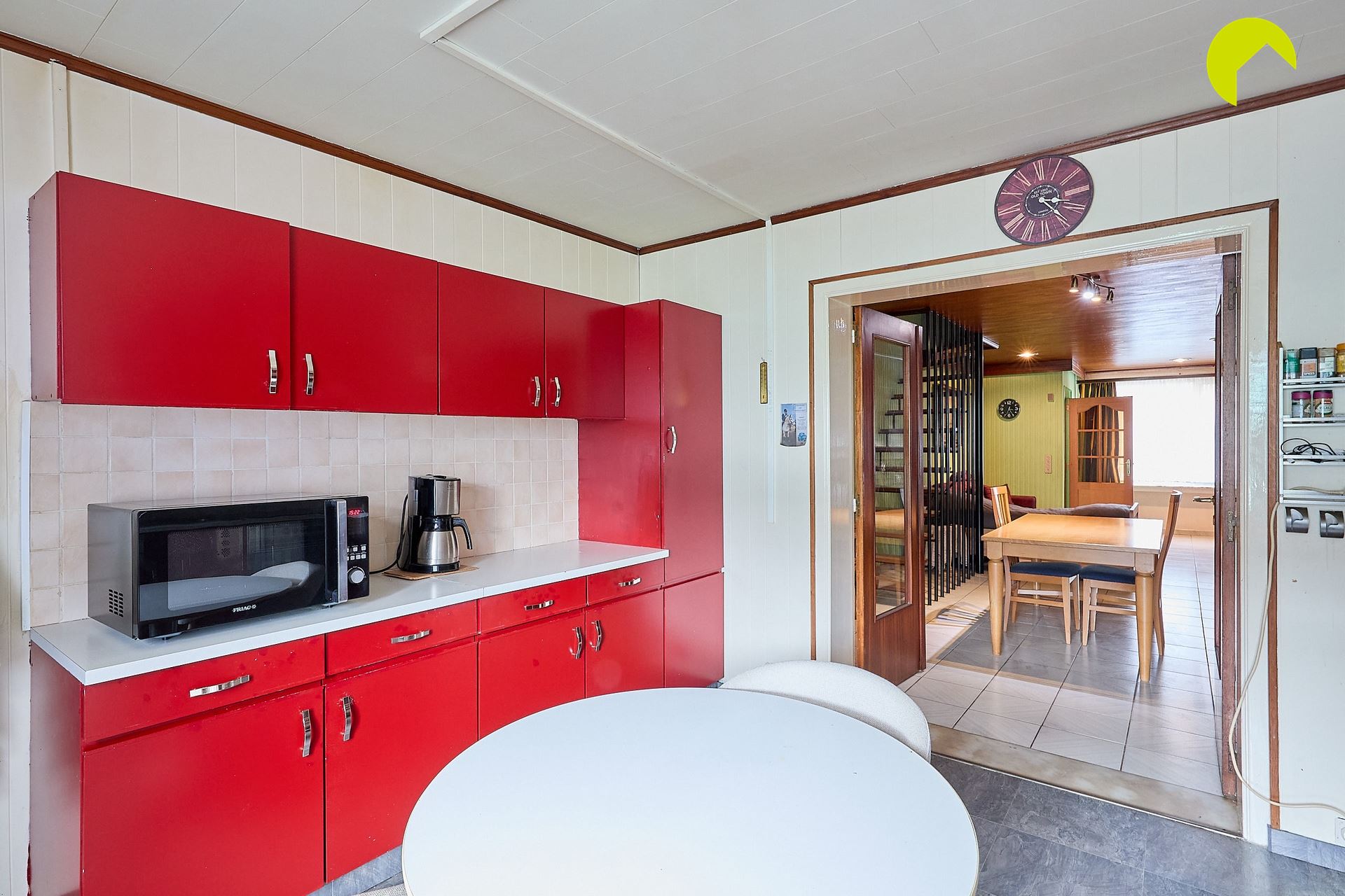 Te renoveren woning met tuintje in doodlopende straat - foto 5