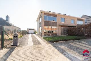 [[ DIT PAND NEEMT DEEL AAN DE ERA OPEN HUIZEN DAG OP 14/3 VAN 17:30 TOT 18:30 ]]Ben je op zoek naar een woning met 3 slaapkamers, garage en tuin met...