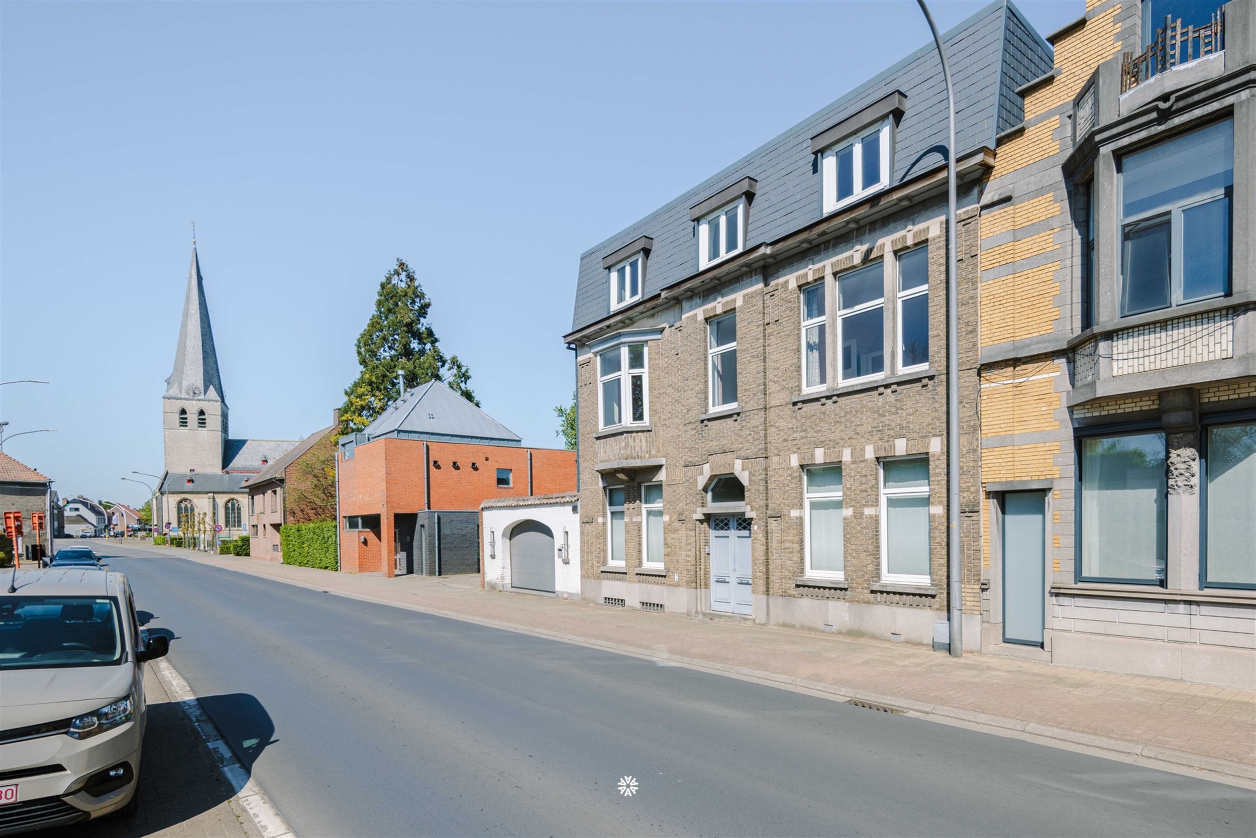 Prachtige herenwoning met grote tuin in centrum Vrasene - foto 2