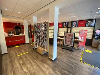 Ideale opbrengsteigendom te Nijlen ! Bent u op zoek naar een zorgeloze investering dan is dit een opportuniteit.Deze handelsruimte huisvest een goed...