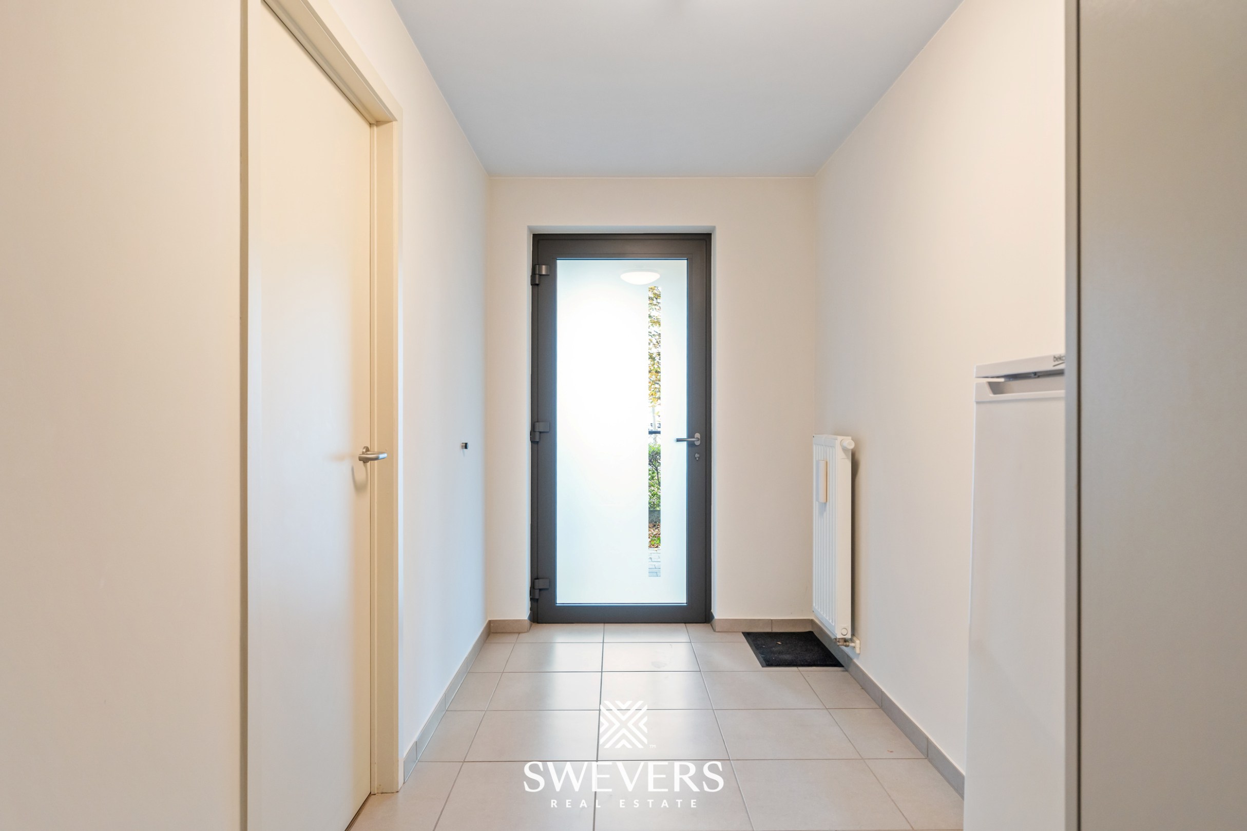 Comfortabele Serviceflat met terras in hartje Heusden-Zolder - foto 2