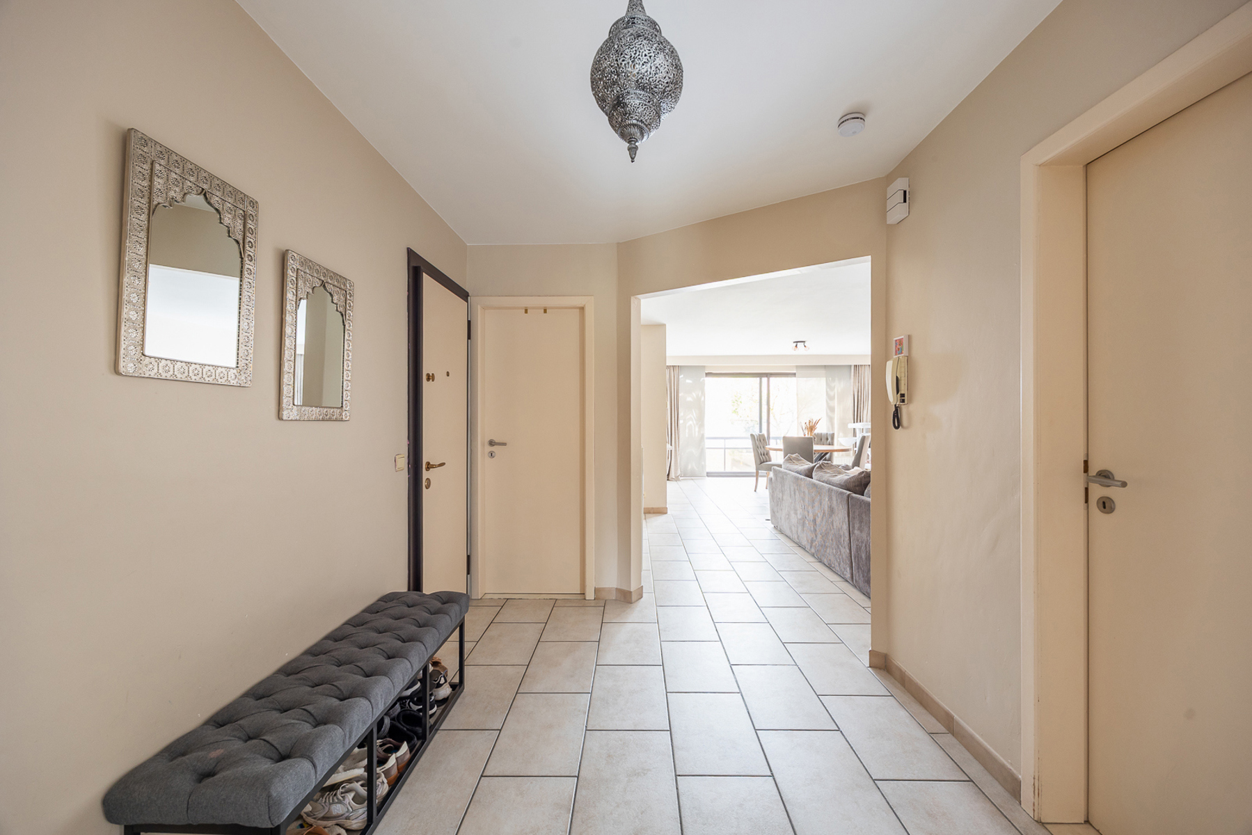 Appartement à vendre à Anvers avec 3 chambres - photo 2