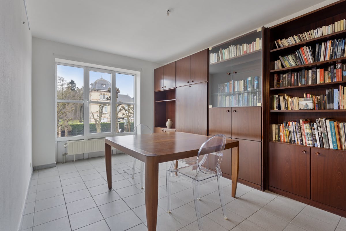 Kantoor (212 m²) met woonst (105 m²) te koop in Evergem - foto 2