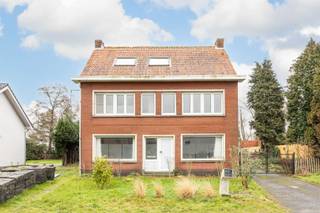 Charmante maison avec 4 chambres et énorme potentiel dans cœur de Wuustwezel Dans la Grotstraat 90 à Wuustwezel, vous trouverez cette maison...