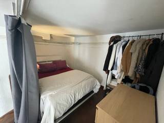 <div><strong>Welcome to this spacious duplex apartment in the heart of Leuven!<br /><br /></strong></div>
<div>This move-in ready duplex is located right in the city center. It is ideal for anyone looking to enjoy the vibrant city atmosphere combined with excellent accessibility. The train station, bus stops, and shops are all within walking distance.</div>
<div><span>Highlights of the apartment:</span></div>
<ul>
<li><span>Bright living space with a cozy mezzanine</span></li>
<li><span>Equipped kitchen</span></li>
<li><span>Bathroom featuring a shower-tub combination</span></li>
</ul>
<div><span>Financials &amp; availability:</span></div>
<ul>
<li><span><span>Rent:</span> €975 per month</span></li>
<li><span><span>Utility provision: €100 per month for common costs and utilities (water, heating, and electricity)</span></span></li>
<li><span><span>Availability:</span> Available immediately</span></li>
</ul>
<div>Interested in a viewing? Do not hesitate to contact us!</div>