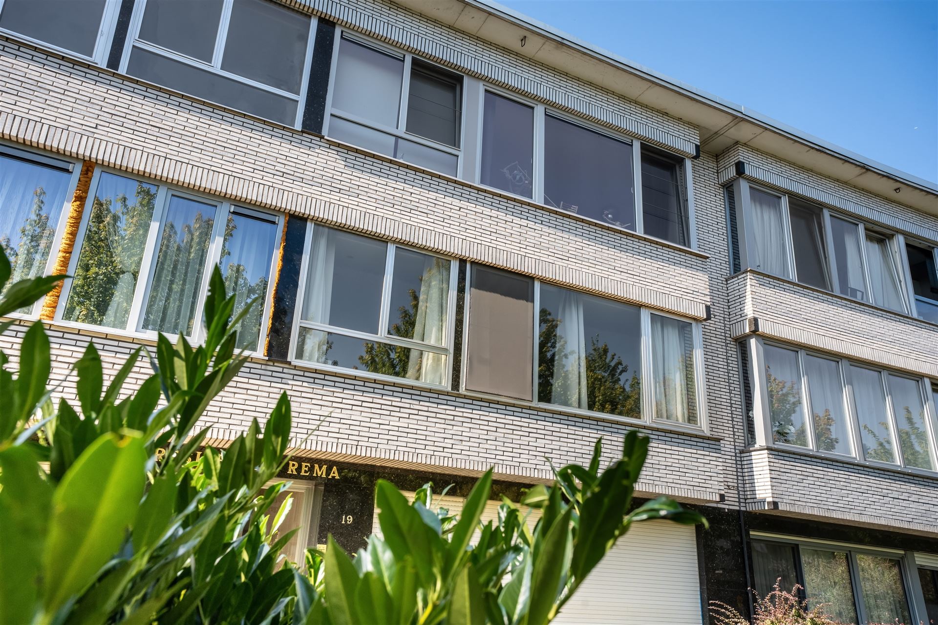 Lichtrijk instapklaar 3-slpk appartement met garage inbegrepen - foto 5