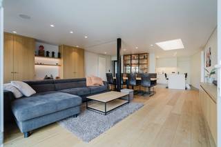 Deze technisch tot in de puntjes verzorgde rijwoning is gelegen op een strategische toplocatie in de Dronckaertstraat te Lauwe. De woning...