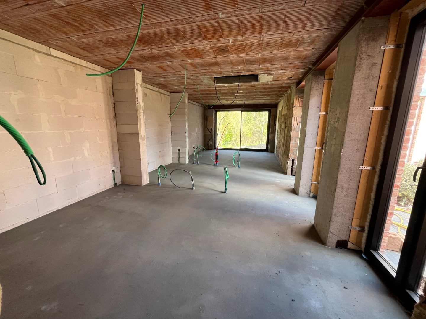 Gelijkvloerse woongelegenheid in hartje Dikkelvenne - foto 2