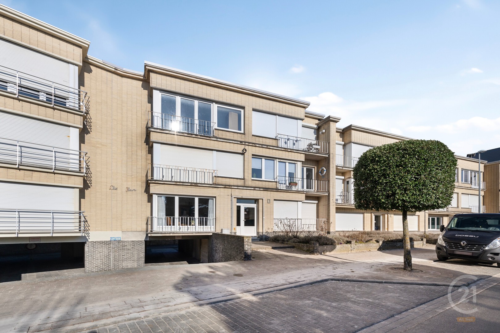 Appartement à rénover à Westende - 3 chambres - photo 1