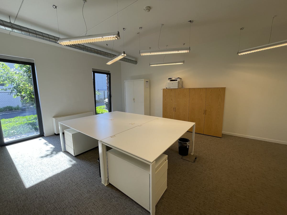 Bureaux (16 m² - 35 m²) à louer à Sint-Martens-Latem - photo 4