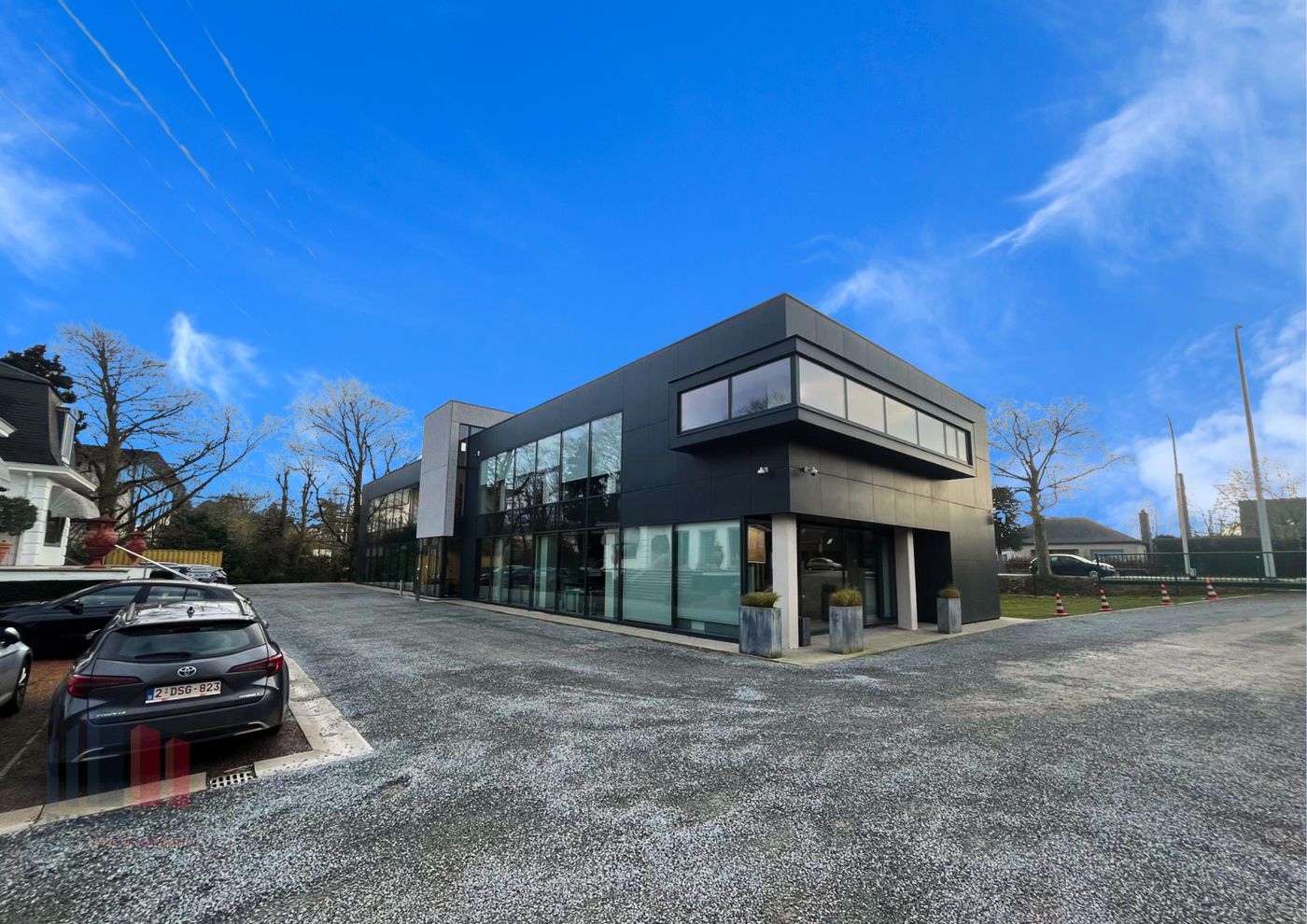 Exclusive, fully furnished office spaces in a dynamic business centre in a prime location - photo 1