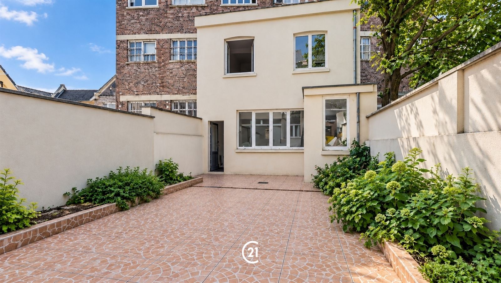 Huis met achtergebouw en groot terras - foto 5