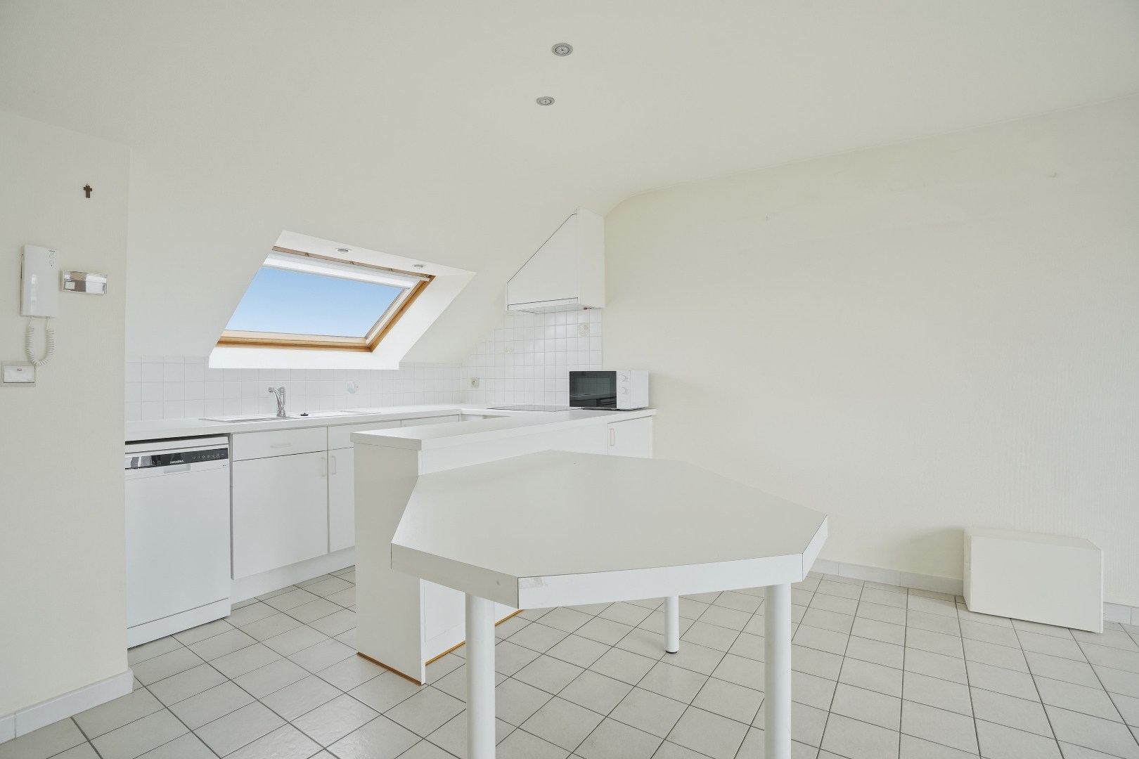 Gezellig appartement (67 m²) met overdekt terras + grote zolder nabij de Markt. - foto 3