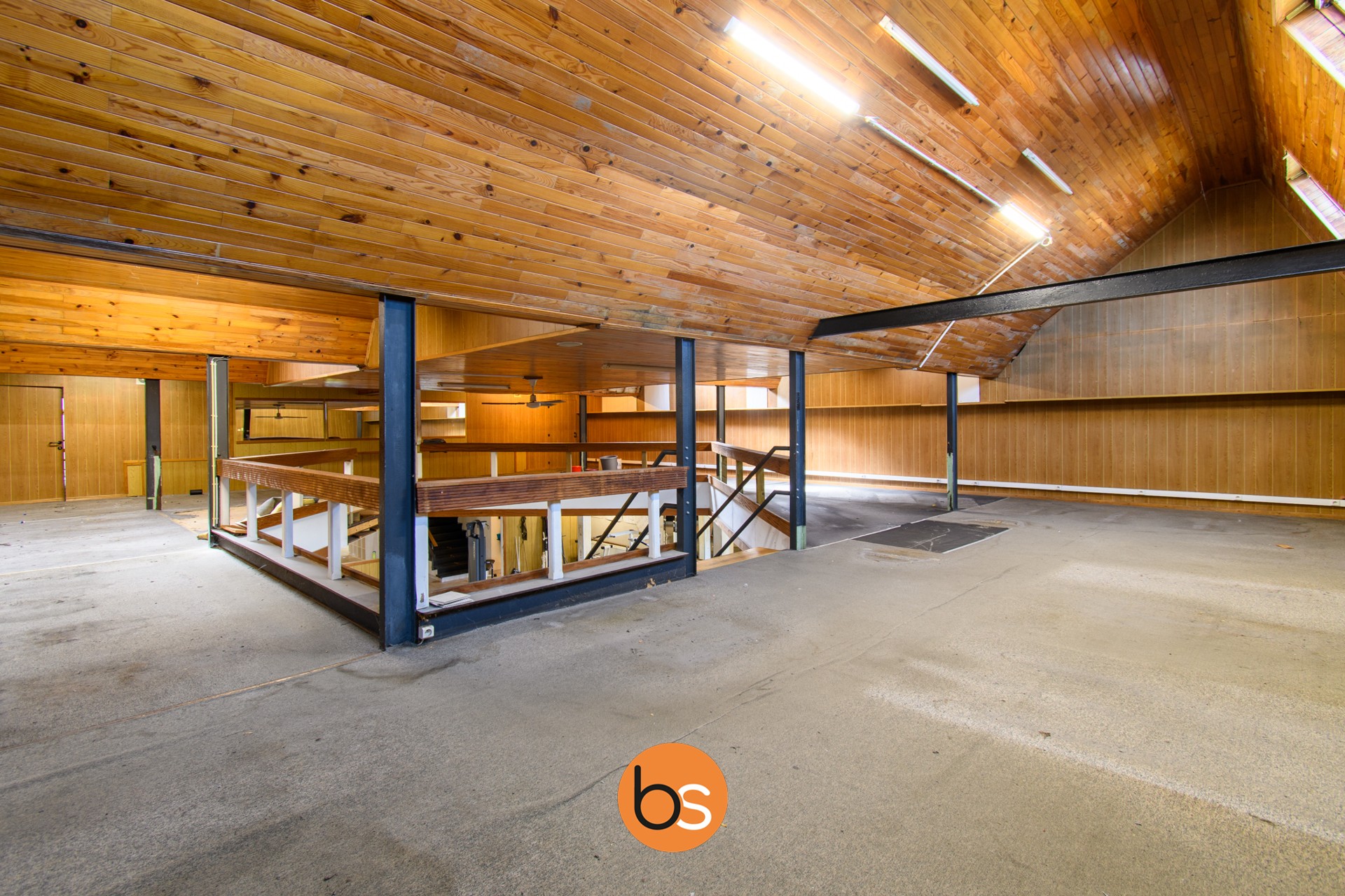 Te renoveren handelspand op topligging nabij Station en Centrum - Stationsstraat 24, Izegem - foto 4