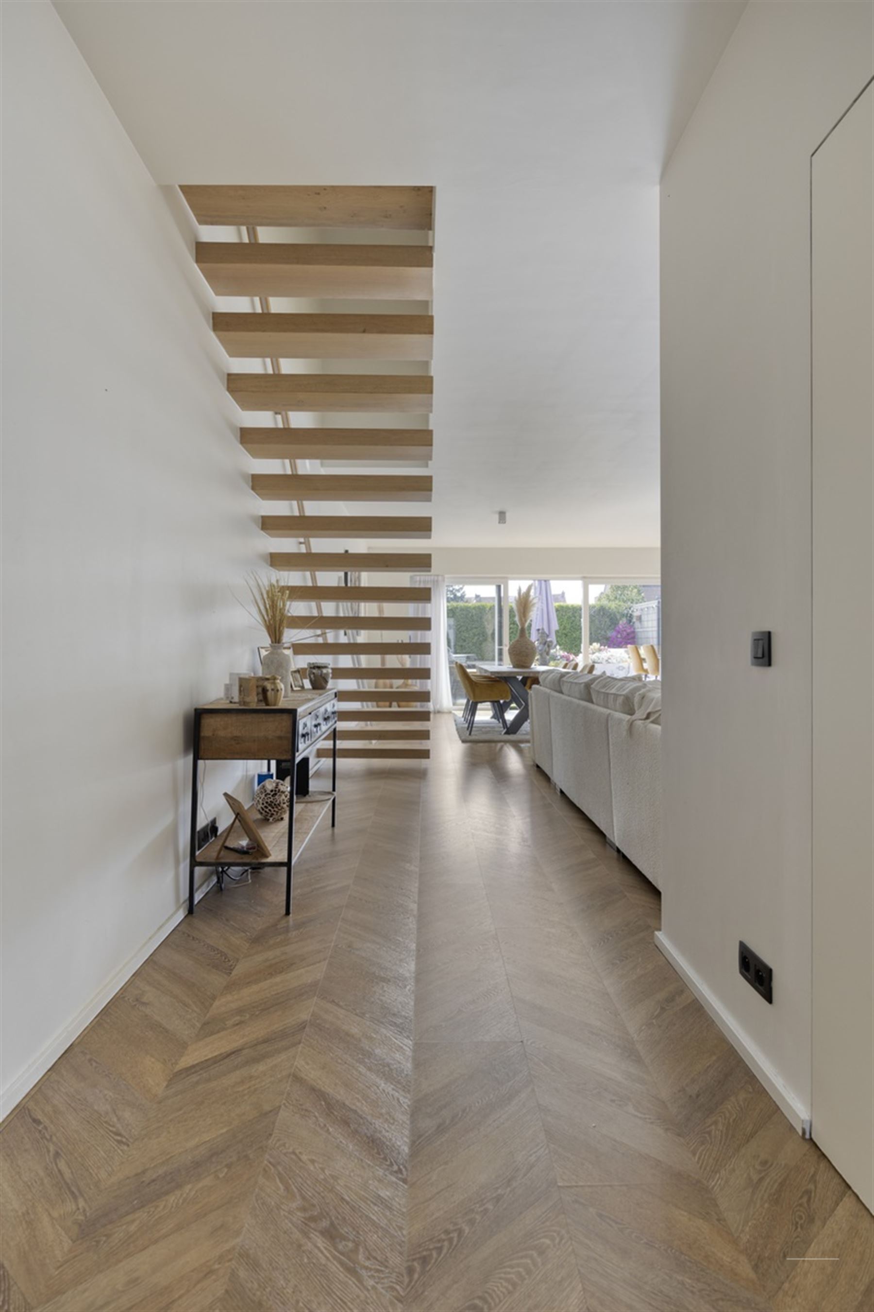 Zeer recente nieuwbouwwoning met garage en 4 slaapkamers - foto 5