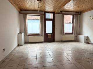 Charmant huisje in het centrum van Kontich! Deze woning vinden we terug in een rustige woonwijk in het centrum van Kontich, winkels, scholen,...