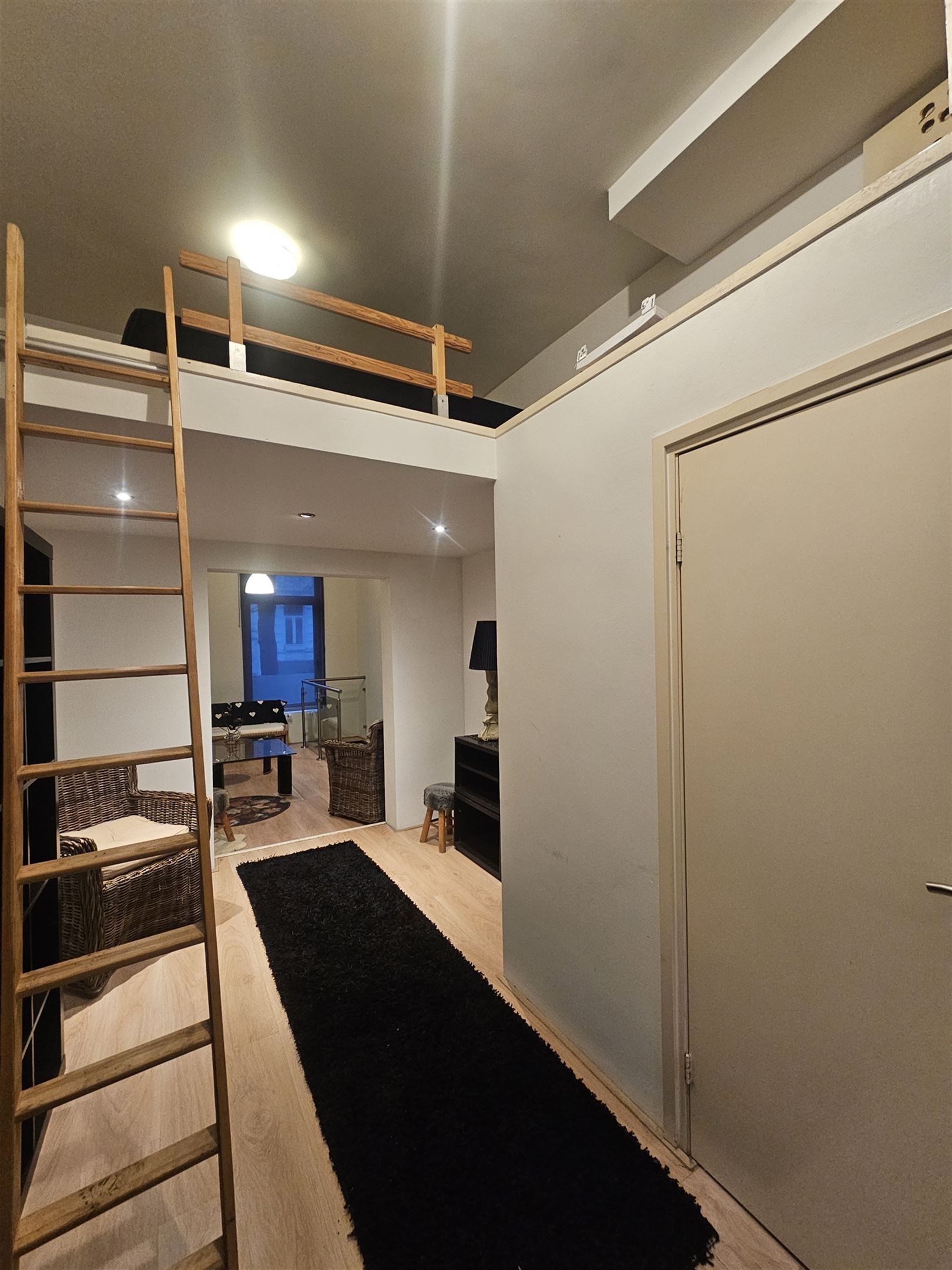 Zeer gunstig gelegen appartement vlakbij Italiëlei. - foto 4