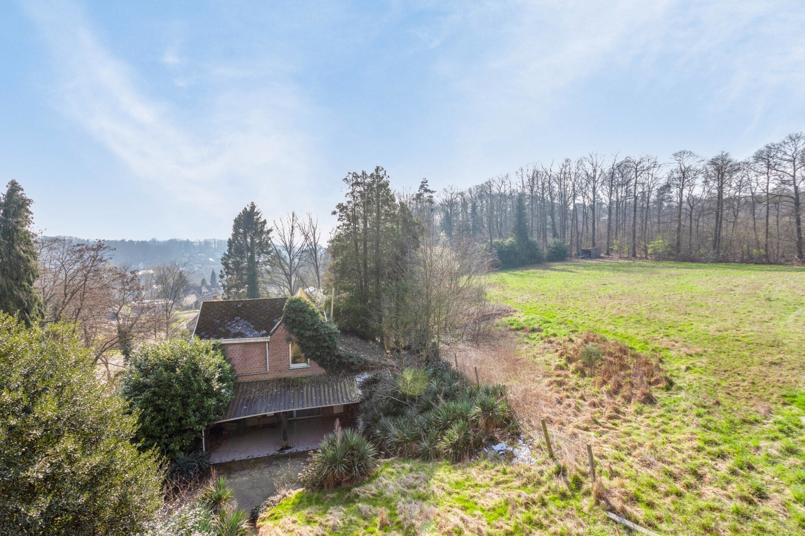 Uniek project: te renoveren woning op een perceel van bijna 1 hectare in Kessel-Lo. - foto 1