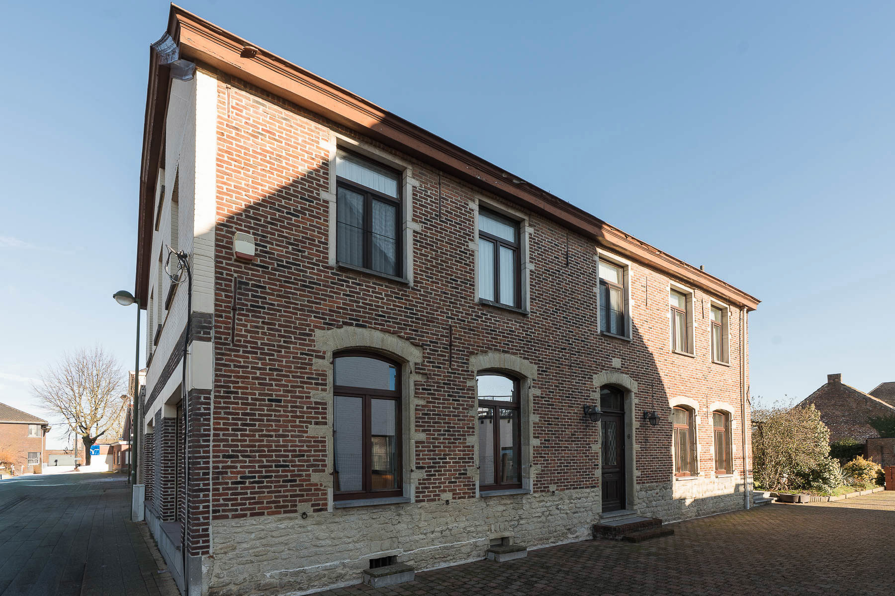 Prachtige authentieke en ruime villa met enorm potentieel - foto 3