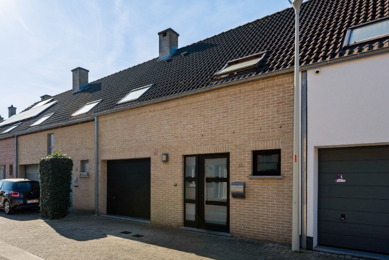 Rustig gelegen ééngezinswoning met 3 SLK, tuin &amp; garage - foto 2