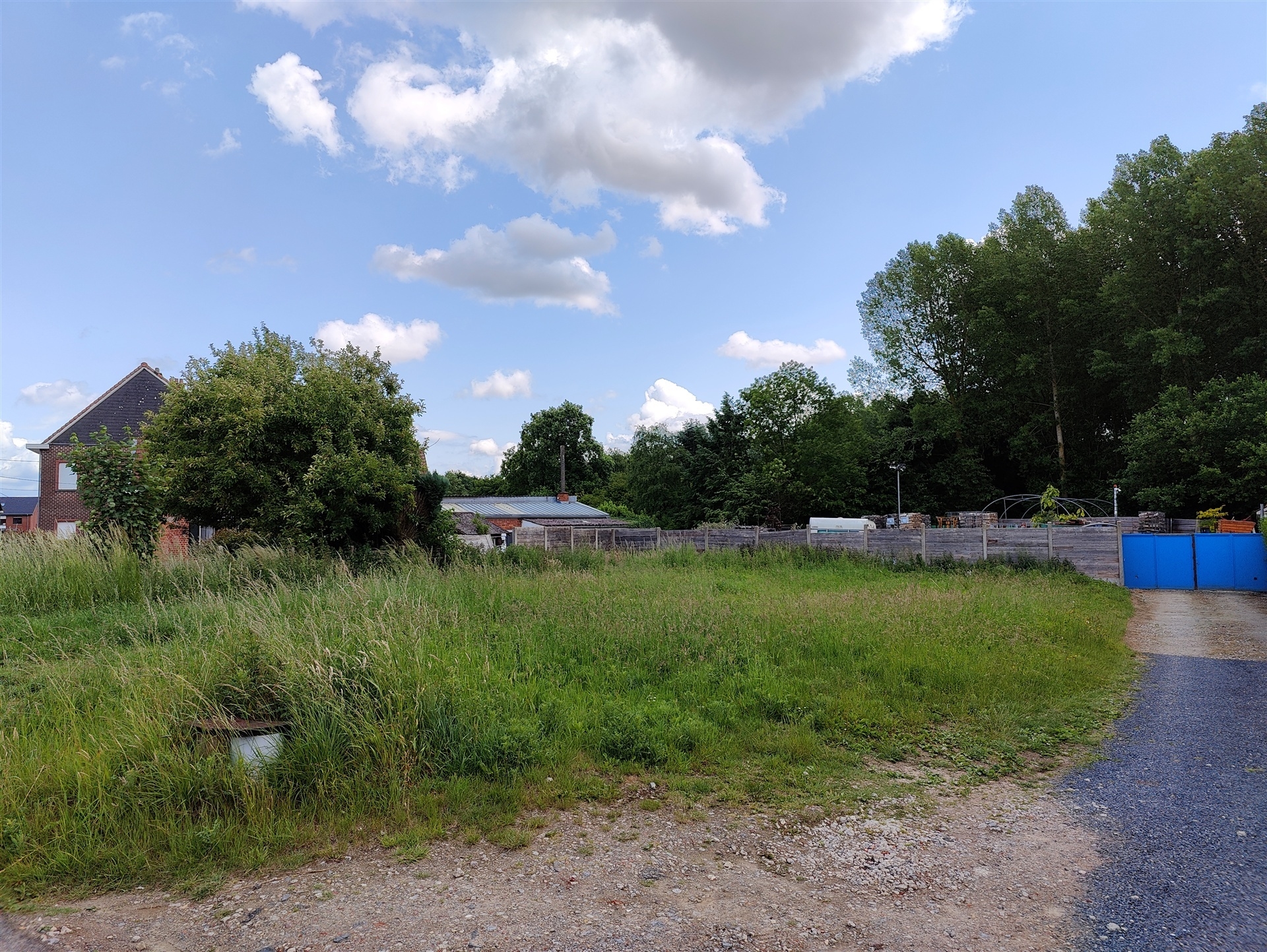 Bouwgrond voor halfopen bebouwing op absolute voorkeursligging te Mollem! - foto 4