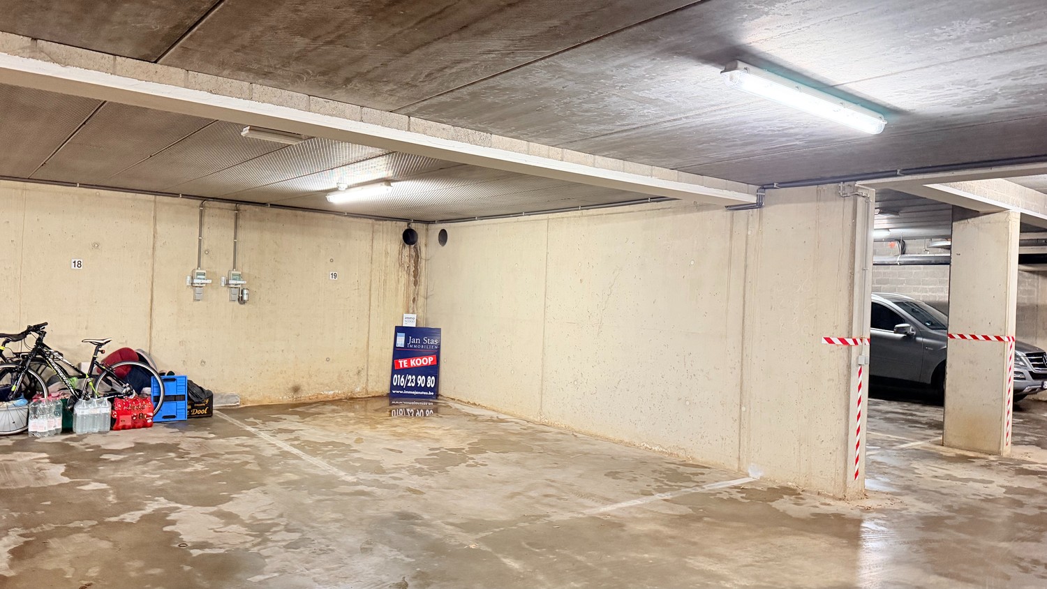2 staanplaatsen beschikbaar: Veilig parkeren aan scherpe prijs - foto 4