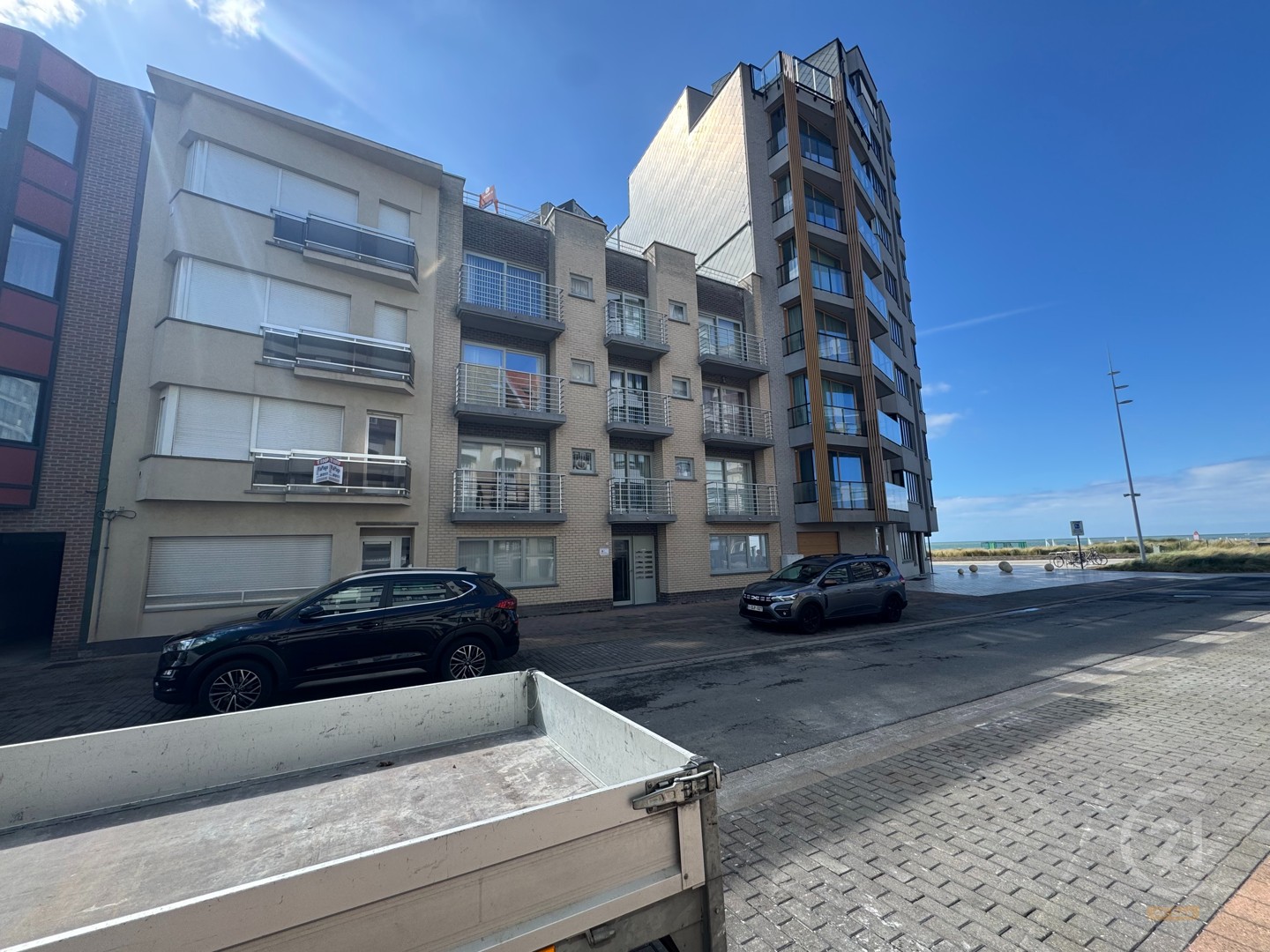 Dakappartement met twee ruime terrassen in Westende-Bad - foto 1