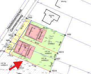<p>Ben je op zoek naar een mooie bouwgrond in een groene omgeving in ’t Herent? Deze locatie staat gekend om haar residentiële karakter, met een vlotte bereikbaarheid en nabijheid van het centrum, winkels en scholen. Bovendien ligt het perceel vlakbij het Kolis en wandel je van hieruit zo de omliggende bossen in.<br /><br />Het perceel is geschikt voor het realiseren van een open bebouwing, met voldoende mogelijkheden voor een comfortabele woning en tuin.<br />Bouwvoorschriften:<br />- Gelijkvloers: 12 m breed en 17 m diep<br />- Verdieping: 12 m breed en 12 m diep<br /><br />De woning zoals afgebeeld kan gerealiseerd worden in samenwerking met AVL Woningbouw.<br /><br />Interesse? Contacteer ons en we helpen je dichtblij verder.</p>