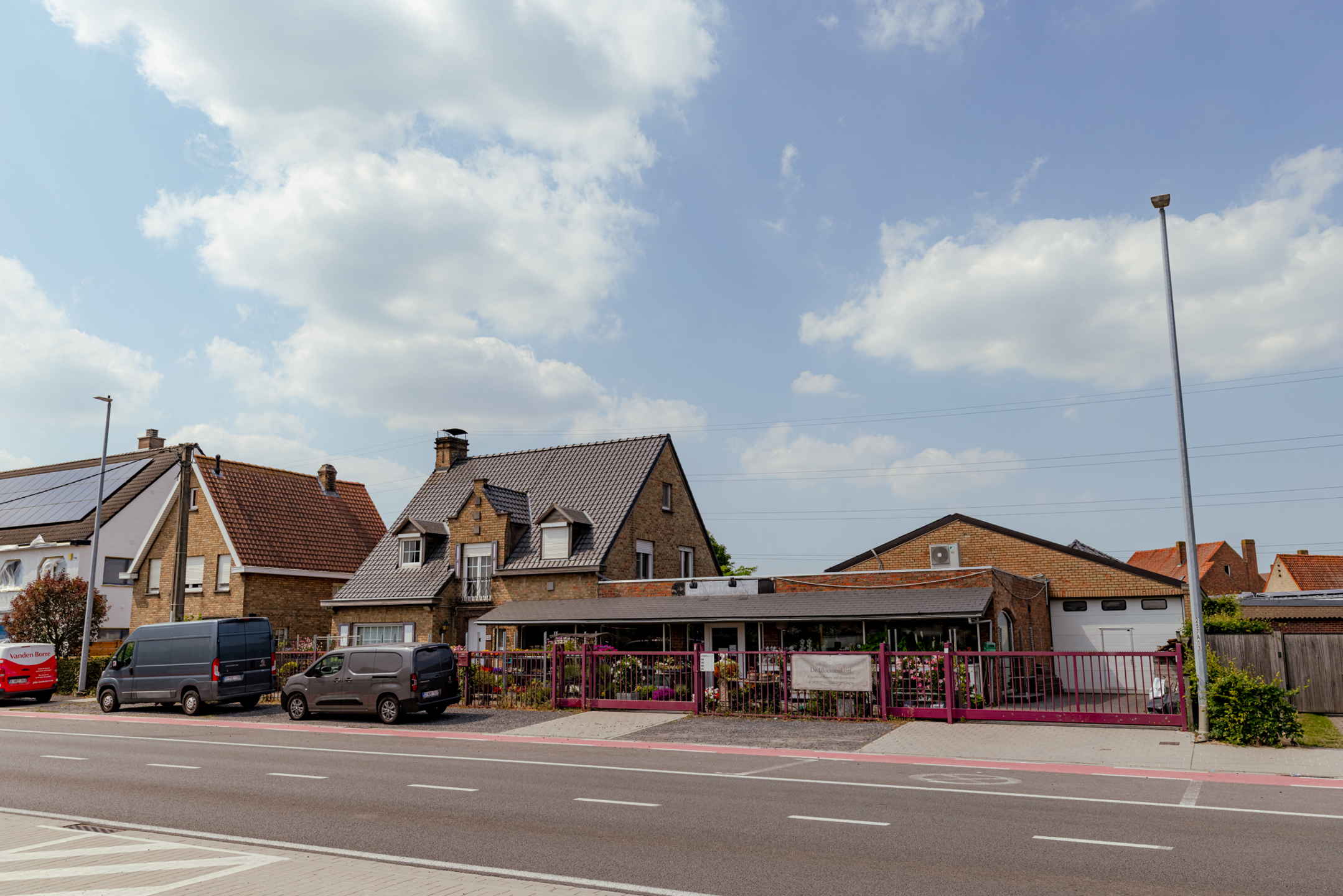 Zichtlocatie! Handel + wonen op ruim perceel Zedelgem - foto 4