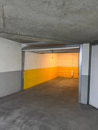 Gesloten garagebox aan de Zeedijk in DuinbergenMakkelijk inrijdbare garagebox in het J.Stübbenpark op verdieping -2Gesloten box met afmetingen 4,9m x...