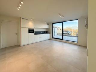 Vandaag nemen we je mee naar een nieuwbouwappartement in de gemeente Bornem. Dit hoogwaardig afgewerkte appartement bevindt zich op een boogscheut...