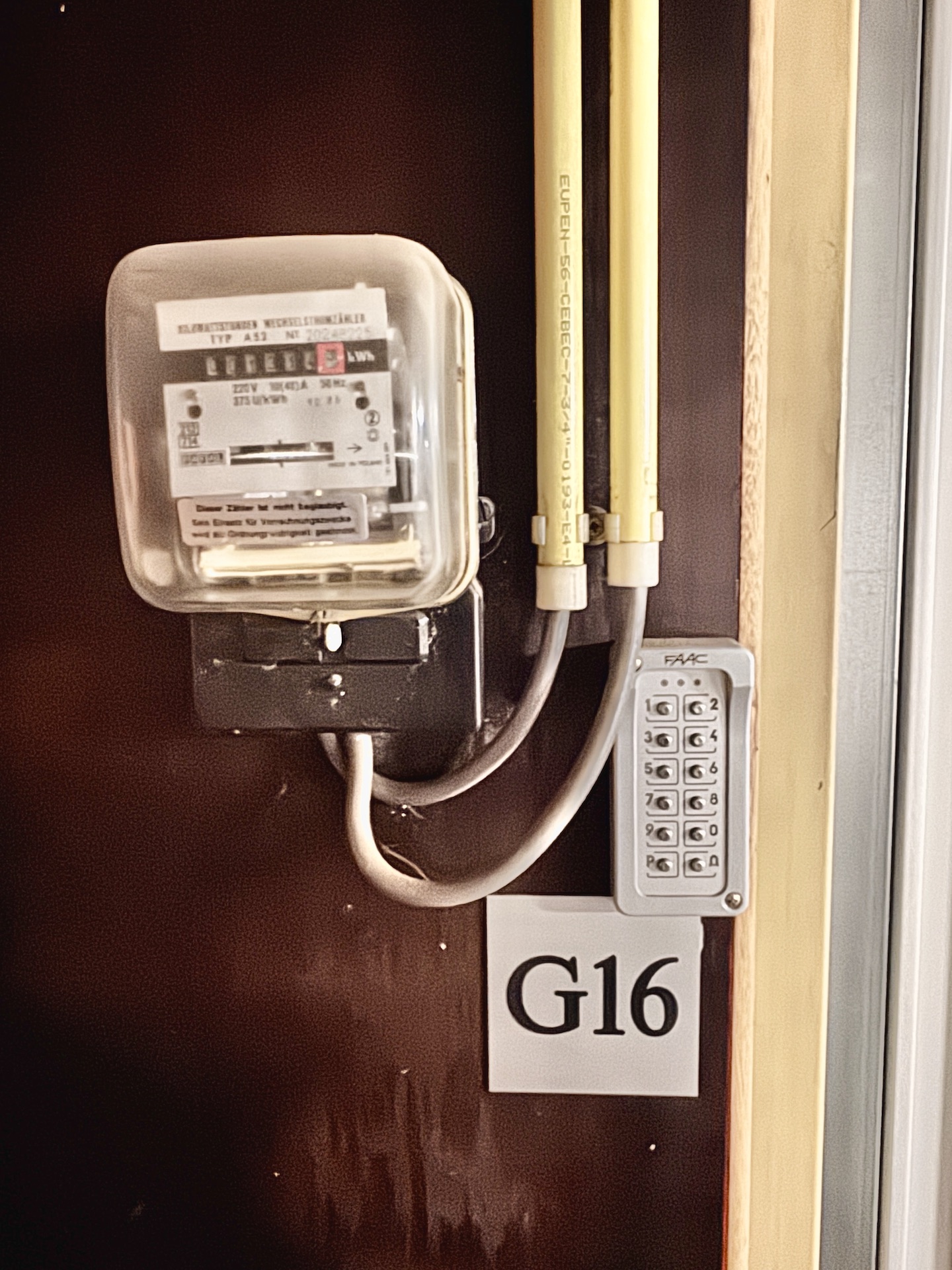 Ruime garage in centrum Eeklo voor 39.000 EUR - foto 4