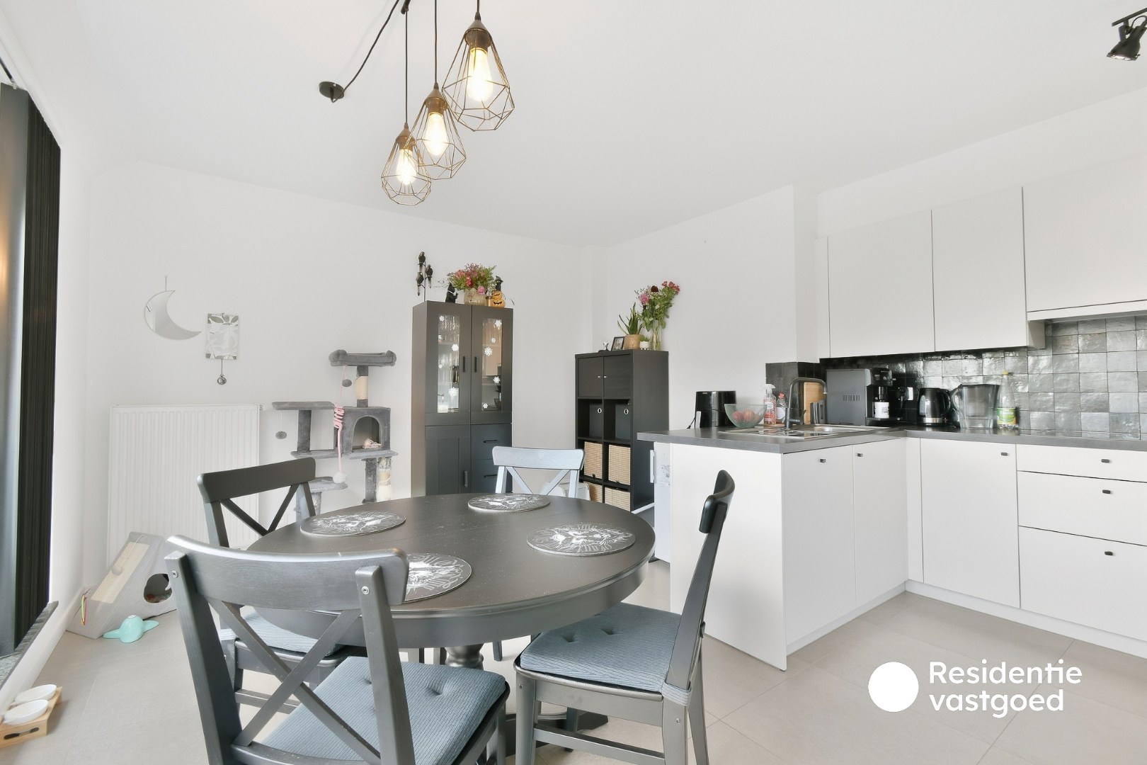 Gezellig tweeslaapkamer appartement te huur in Ettelgem - foto 5
