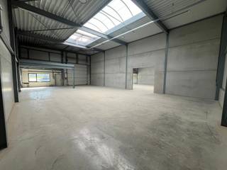 Commercial for rent in Ranst