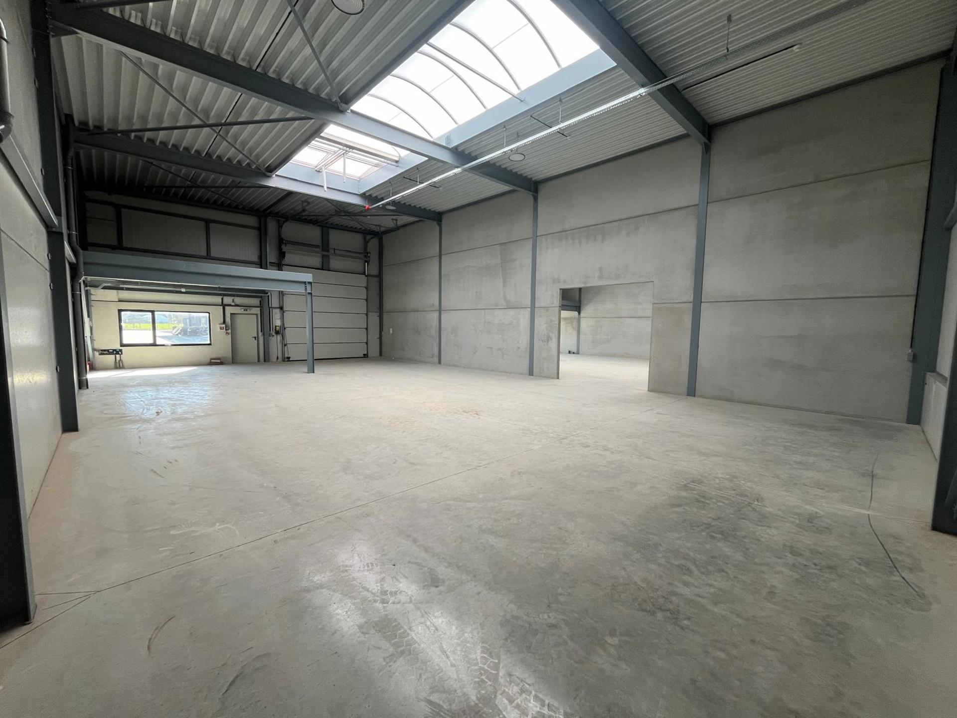 Commercial for rent in Ranst - photo 2
