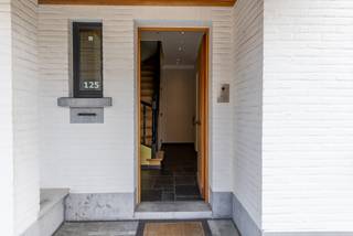 KIJKDAG zaterdag 9 mei. Maak snel een afspraak. Bent u op zoek naar een woning die tot in de puntjes is afgewerkt, dan bent u hier aan het...