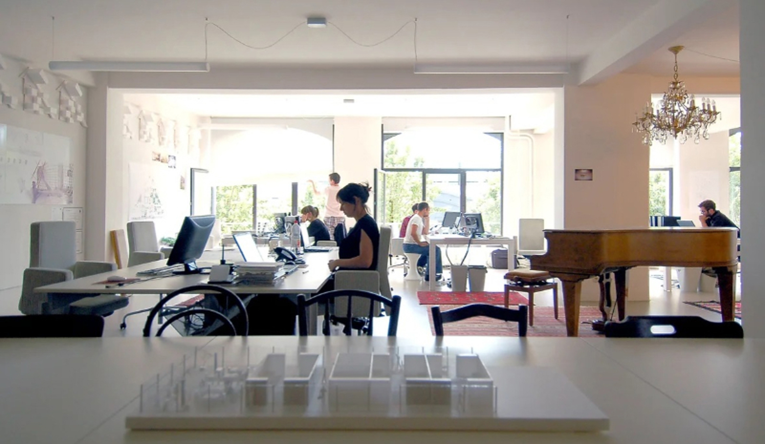 Kantoren te huur van 714 m²! - foto 2