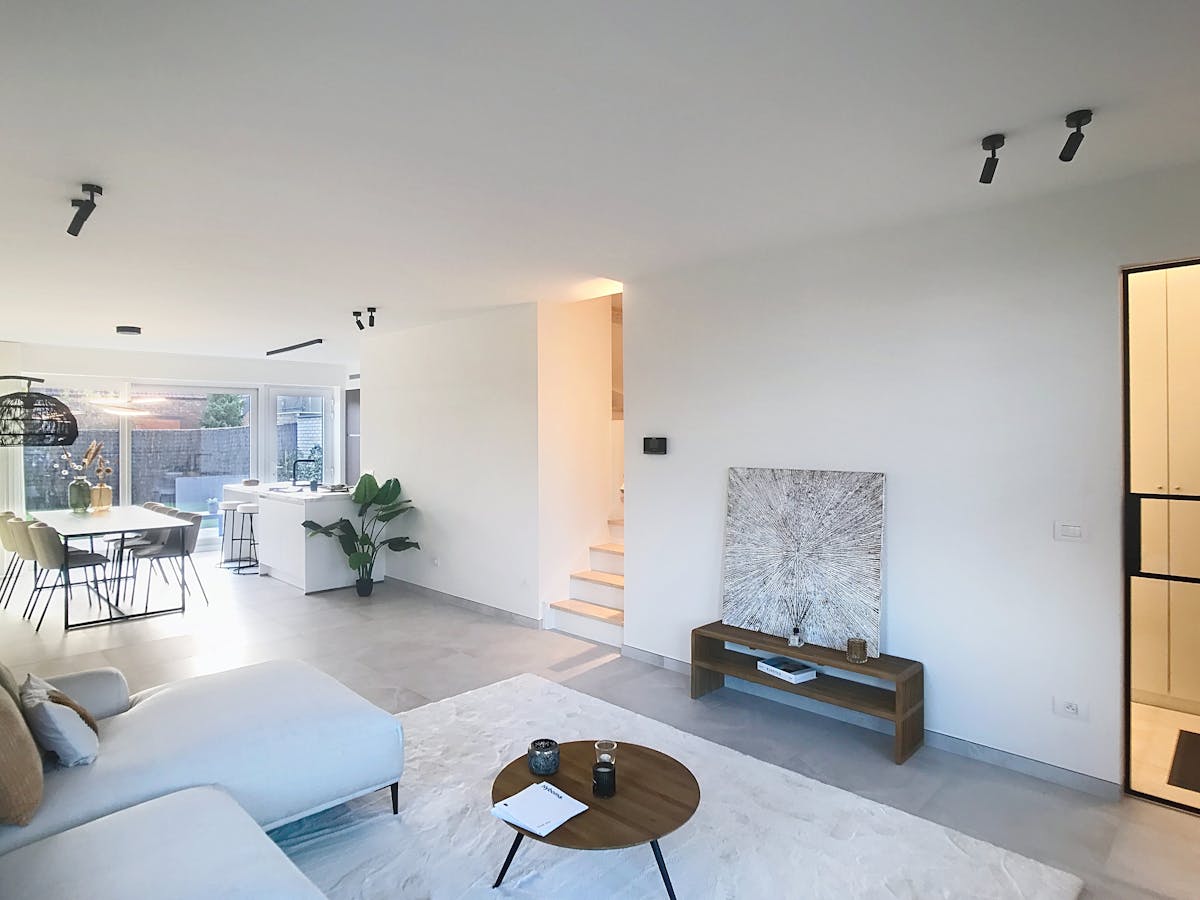 Halfopen nieuwbouwwoning met 4 kamers en tuin in Brielen - foto 3