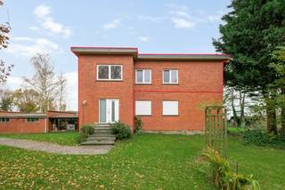 Boortmeerbeek: Appartement met 3 slaapkamers, tuin, terras en garagebox te huurOp een centrale locatie in Boortmeerbeek, langs de Leuvensesteenweg,...