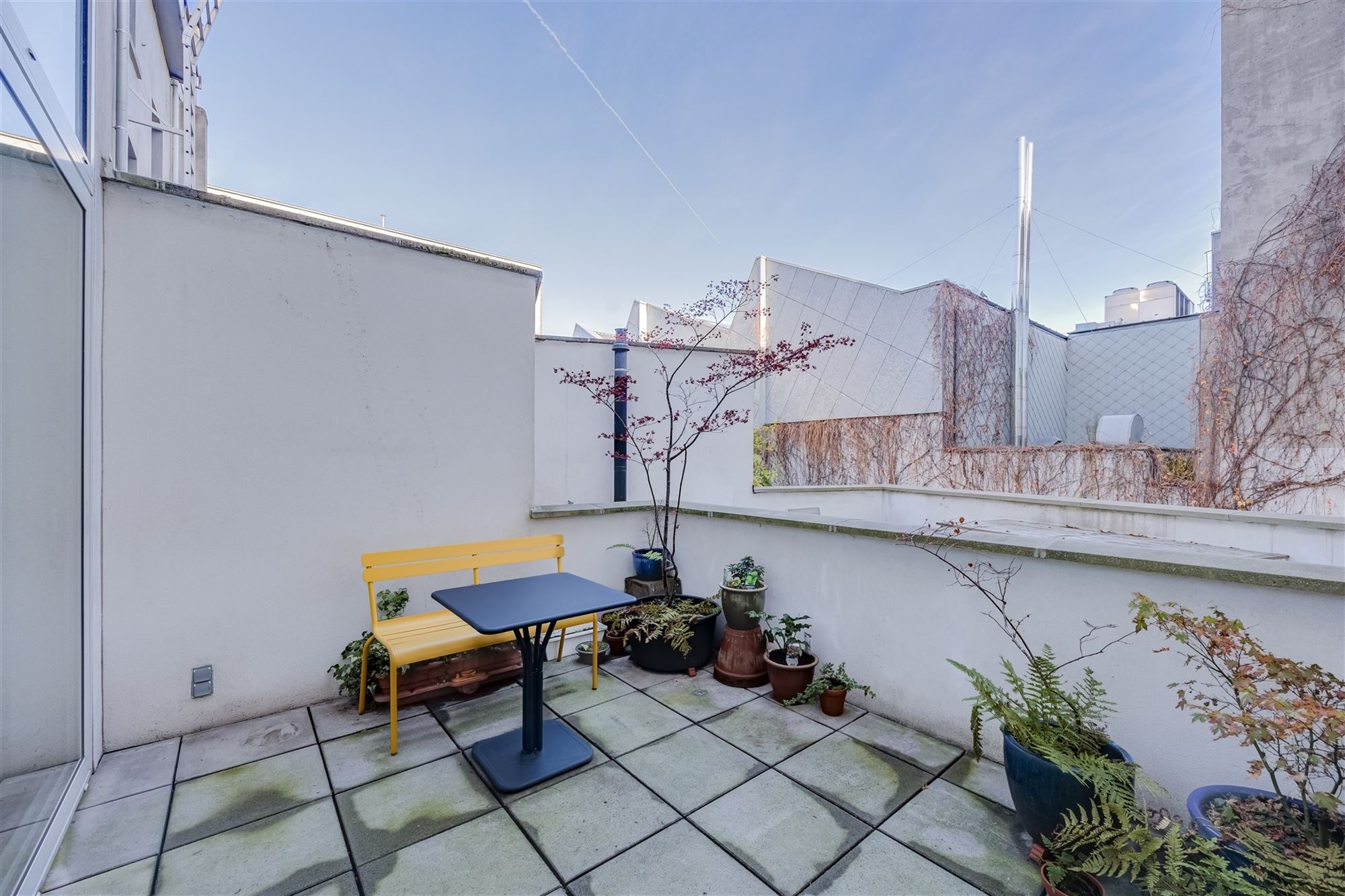 Unieke woning met 3 slk en groot terras aan een zonnig plein - foto 3